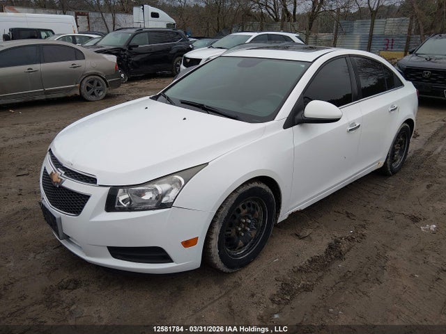 1G1PE5SB9E7321845 Chevrolet Cruze 2lt