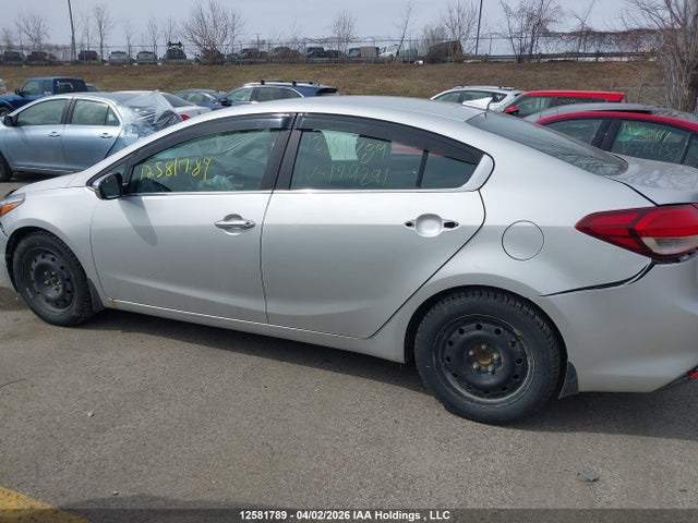 12581789 :رقم المزاد ، 3KPFL4A81HE149291 vin ، 2017 Kia Forte مزاد بيع