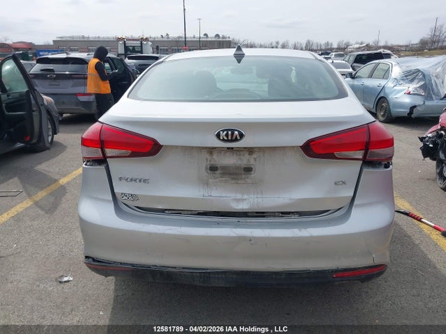 12581789 :رقم المزاد ، 3KPFL4A81HE149291 vin ، 2017 Kia Forte مزاد بيع