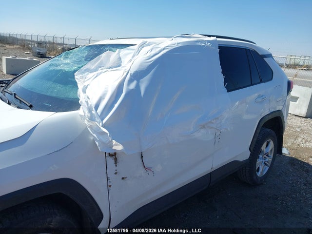 2020 Toyota Rav4 Xle მანქანა იყიდება აუქციონზე, vin: 2T3W1RFV8LC036793, აუქციონის ნომერი: 12581795