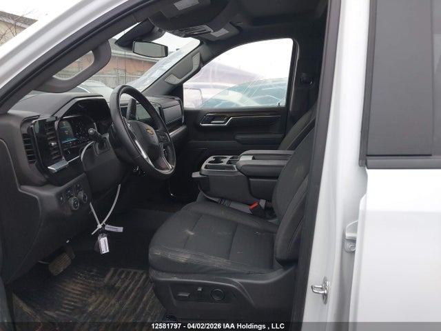 2025 Chevrolet Silverado K1500 Lt მანქანა იყიდება აუქციონზე, vin: 3GCUKDED4SG372311, აუქციონის ნომერი: 12581797