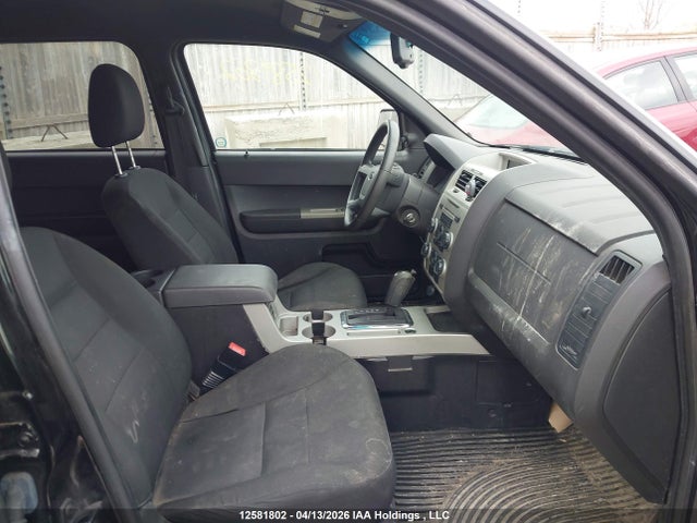 12581802 :رقم المزاد ، 1FMCU93188KE79693 vin ، 2008 Ford Escape Xlt مزاد بيع