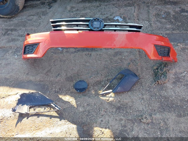 3VV2B7AXXJM042800 Volkswagen Tiguan Se/sel