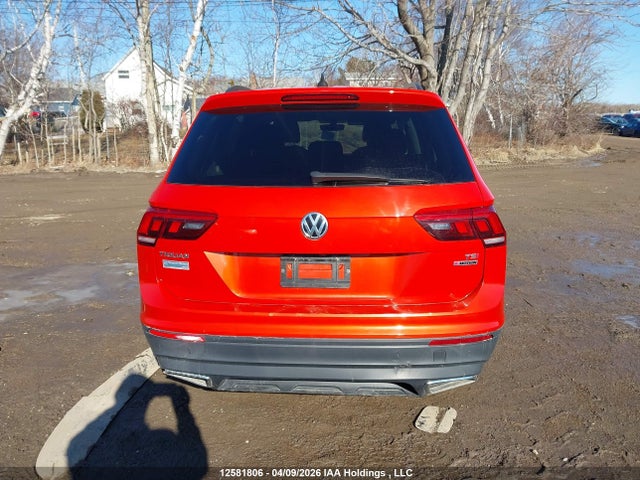 3VV2B7AXXJM042800 Volkswagen Tiguan Se/sel