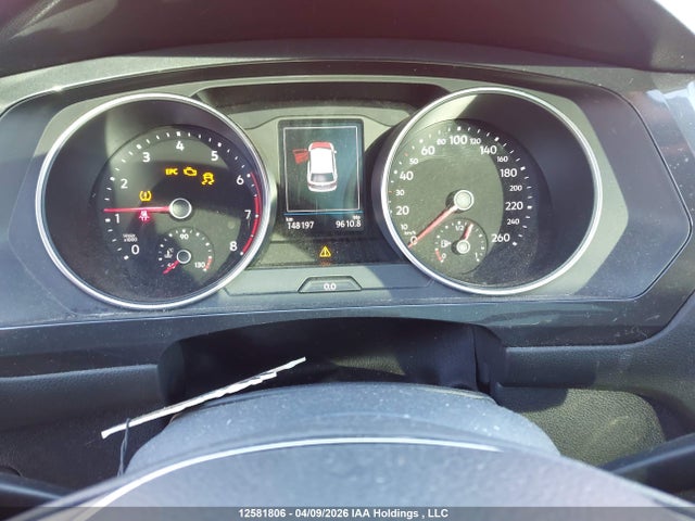3VV2B7AXXJM042800 Volkswagen Tiguan Se/sel