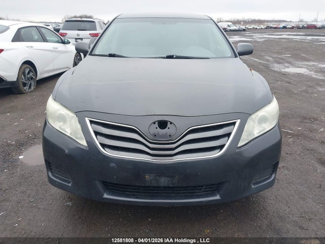 2010 Toyota Camry Le მანქანა იყიდება აუქციონზე, vin: 4T1BF3EK3AU104104, აუქციონის ნომერი: 12581808