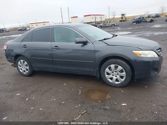 2010 Toyota Camry Le მანქანა იყიდება აუქციონზე, vin: 4T1BF3EK3AU104104, აუქციონის ნომერი: 12581808