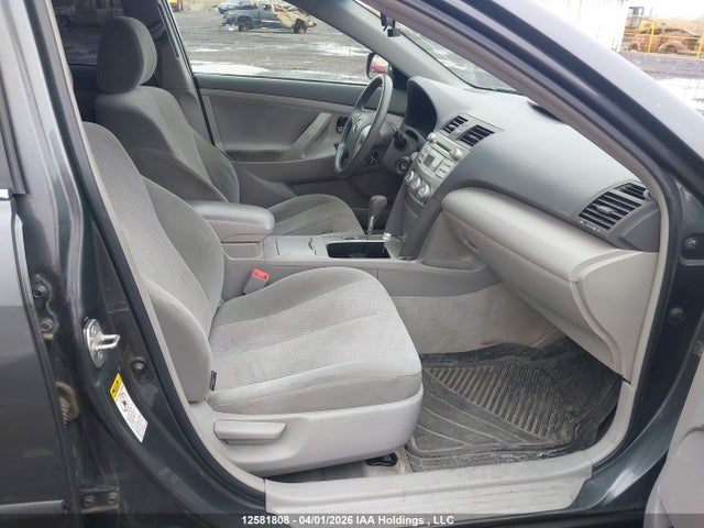 2010 Toyota Camry Le მანქანა იყიდება აუქციონზე, vin: 4T1BF3EK3AU104104, აუქციონის ნომერი: 12581808
