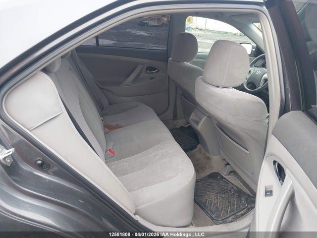2010 Toyota Camry Le მანქანა იყიდება აუქციონზე, vin: 4T1BF3EK3AU104104, აუქციონის ნომერი: 12581808