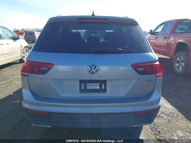 3VV2B7AX6KM176480 Volkswagen Tiguan Comfortline