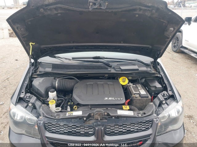 2C4RDGEG9JR291230 Dodge Grand Caravan Gt