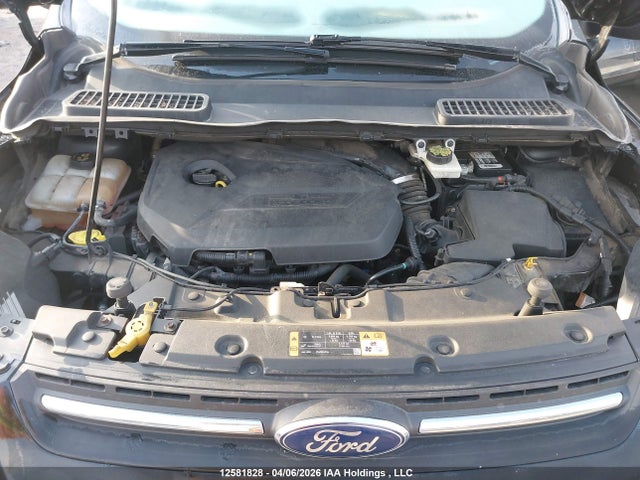 1FMCU9GX9EUE02104 Ford Escape
