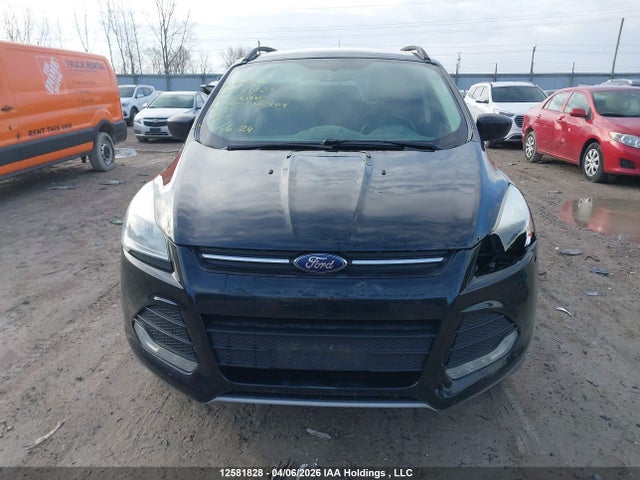 1FMCU9GX9EUE02104 Ford Escape