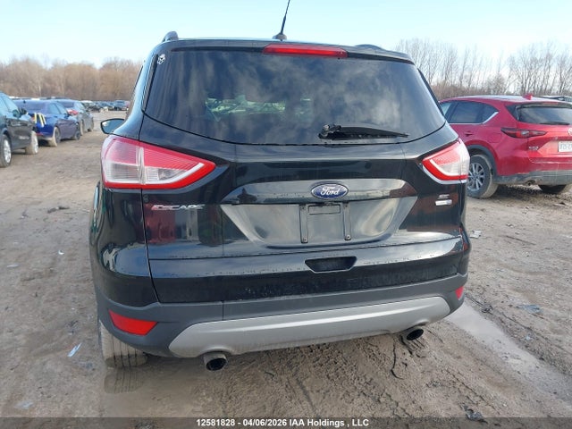 1FMCU9GX9EUE02104 Ford Escape