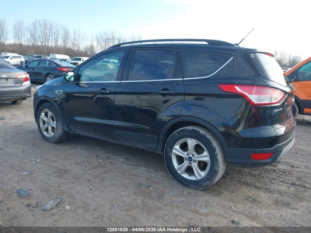 1FMCU9GX9EUE02104 Ford Escape