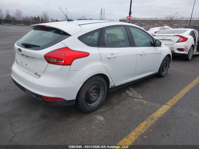 1FADP3K21GL200297 Ford FOCUS SE