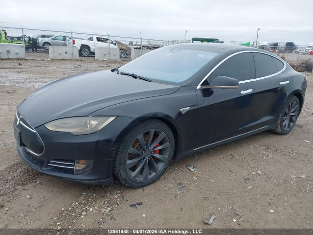 12581848 :رقم المزاد ، 5YJSA1E27FF116280 vin ، 2015 Tesla Model S 70d/85d/p85d مزاد بيع