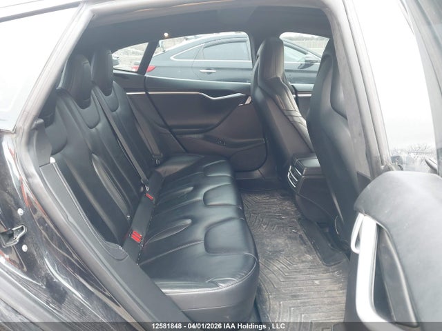 12581848 :رقم المزاد ، 5YJSA1E27FF116280 vin ، 2015 Tesla Model S 70d/85d/p85d مزاد بيع