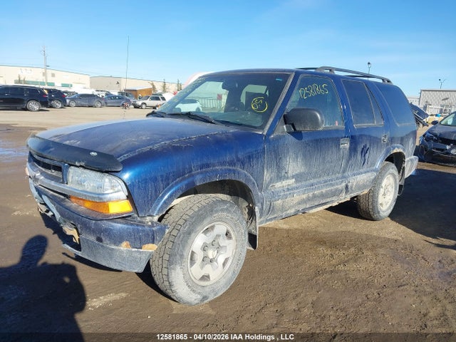 12581865 :رقم المزاد ، 1GNDT13X13K100647 vin ، 2003 Chevrolet Blazer Ls مزاد بيع