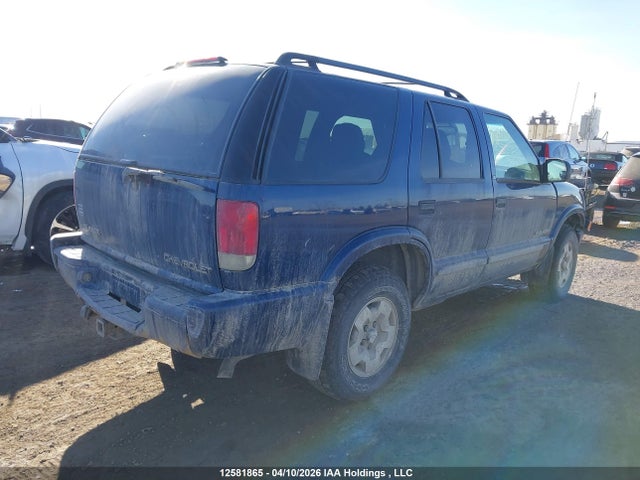 12581865 :رقم المزاد ، 1GNDT13X13K100647 vin ، 2003 Chevrolet Blazer Ls مزاد بيع