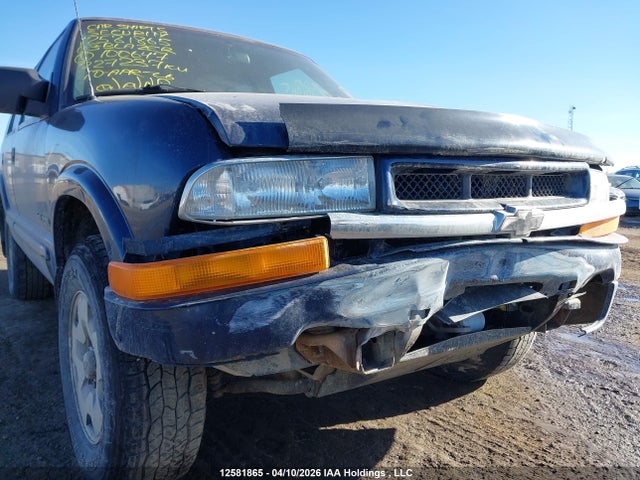 12581865 :رقم المزاد ، 1GNDT13X13K100647 vin ، 2003 Chevrolet Blazer Ls مزاد بيع