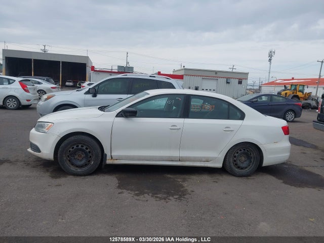 Продажа на аукционе авто 2011 Volkswagen Jetta 2.0l Trendline/2.0l Trendline+, vin: 3VW2K7AJ4BM382050, номер лота: 12578589