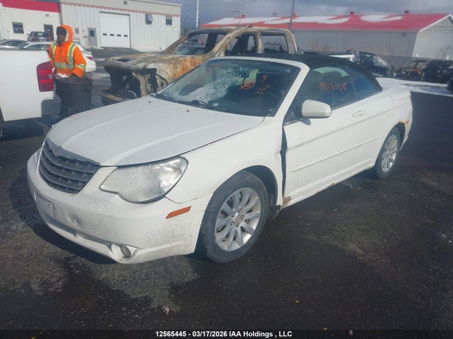 2010 Chrysler Sebring Touring მანქანა იყიდება აუქციონზე, vin: 1C3BC5ED4AN163977, აუქციონის ნომერი: 12565445