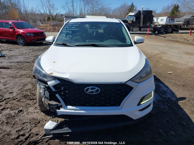 KM8J2CA43KU055227 Hyundai TUCSON SE