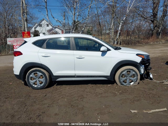 KM8J2CA43KU055227 Hyundai TUCSON SE