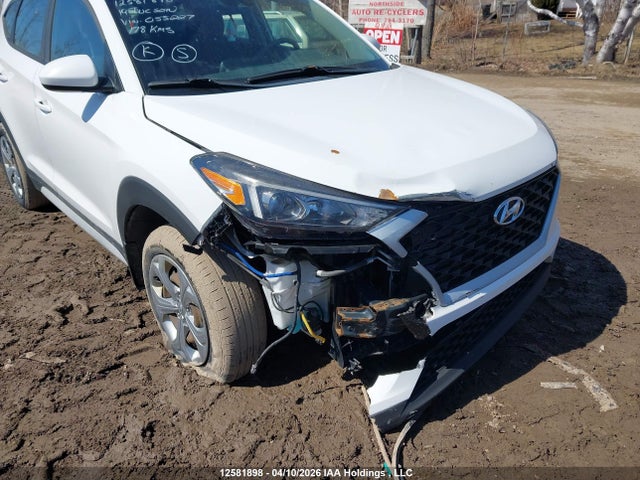 KM8J2CA43KU055227 Hyundai TUCSON SE