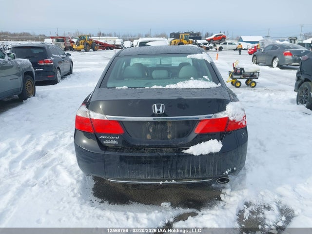 12568758 :رقم المزاد ، 1HGCR2F31FA806451 vin ، 2015 Honda Accord Lx مزاد بيع