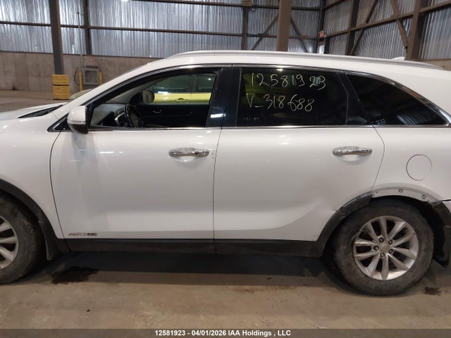 5XYPGDA56HG318688 KIA Sorento