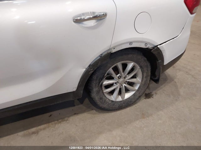 5XYPGDA56HG318688 KIA Sorento