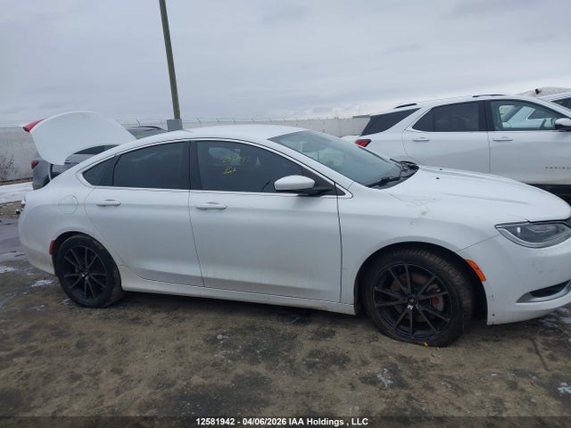 12581942 :رقم المزاد ، 1C3CCCAG7FN736824 vin ، 2015 Chrysler 200 Limited مزاد بيع