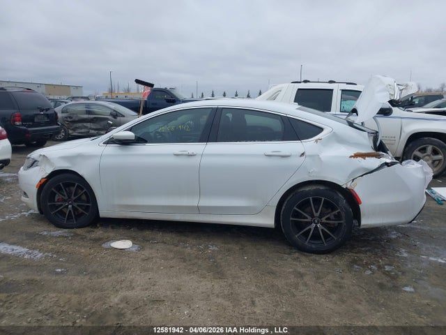 12581942 :رقم المزاد ، 1C3CCCAG7FN736824 vin ، 2015 Chrysler 200 Limited مزاد بيع