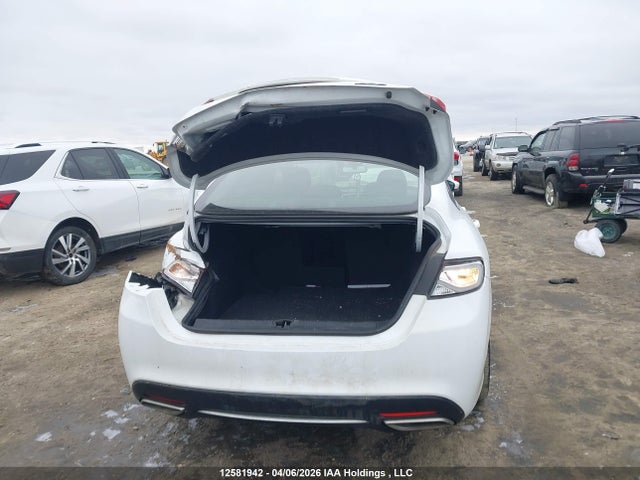 12581942 :رقم المزاد ، 1C3CCCAG7FN736824 vin ، 2015 Chrysler 200 Limited مزاد بيع