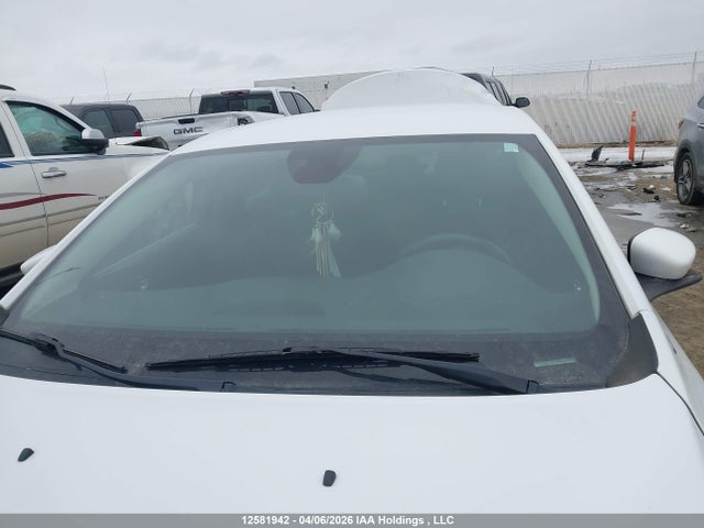 12581942 :رقم المزاد ، 1C3CCCAG7FN736824 vin ، 2015 Chrysler 200 Limited مزاد بيع