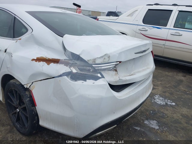 12581942 :رقم المزاد ، 1C3CCCAG7FN736824 vin ، 2015 Chrysler 200 Limited مزاد بيع