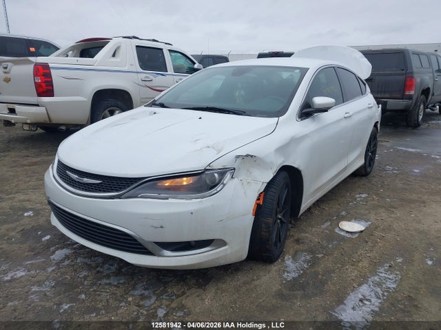 12581942 :رقم المزاد ، 1C3CCCAG7FN736824 vin ، 2015 Chrysler 200 Limited مزاد بيع