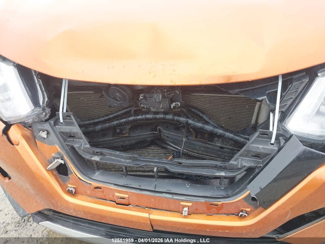 5N1AT2MV6HC841033 Nissan Rogue S/sl Platinum/sv
