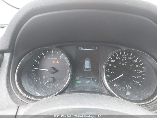 5N1AT2MV6HC841033 Nissan Rogue S/sl Platinum/sv