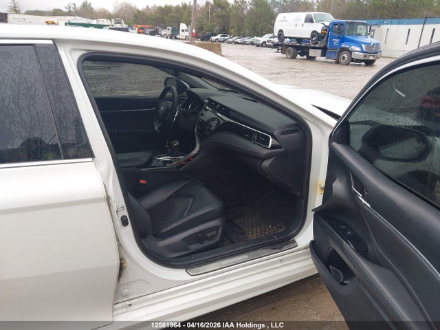4T1B61HK3JU117984 Toyota Camry