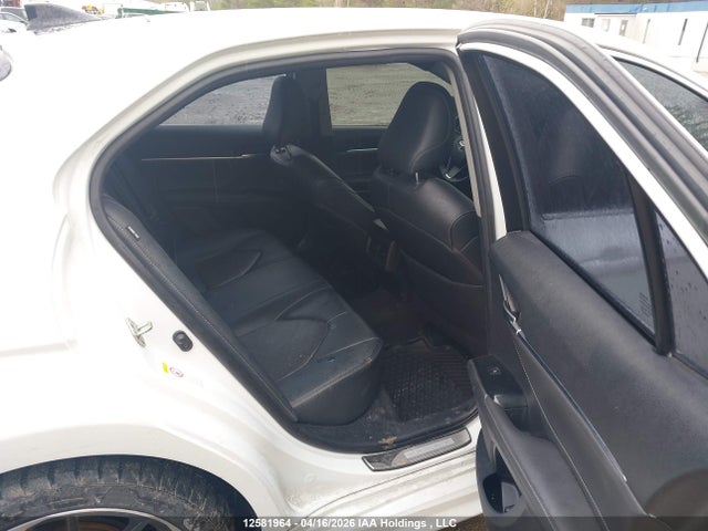 4T1B61HK3JU117984 Toyota Camry