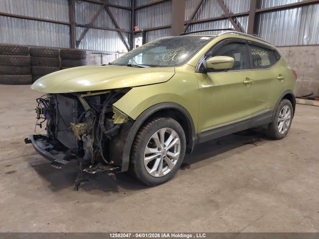 JN1BJ1CR4JW210432 Nissan QASHQAI