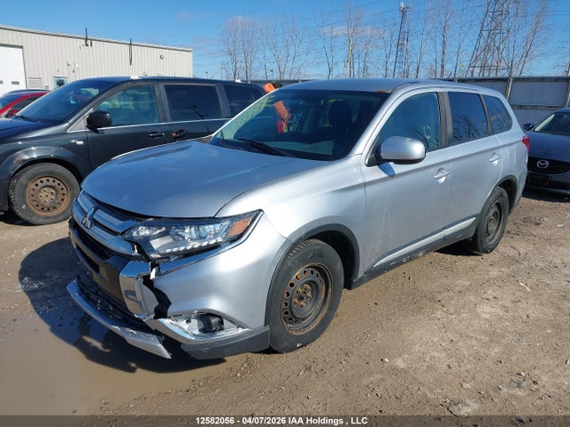 JA4AD2A39GZ608645 Mitsubishi Outlander Es
