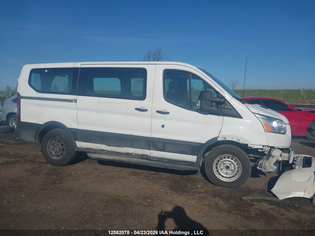 1FTYE1YGXJKA66718 Ford Transit-150