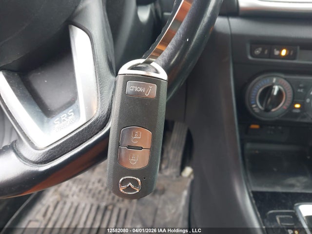 3MZBN1L7XJM263746 Mazda 3 TOURING