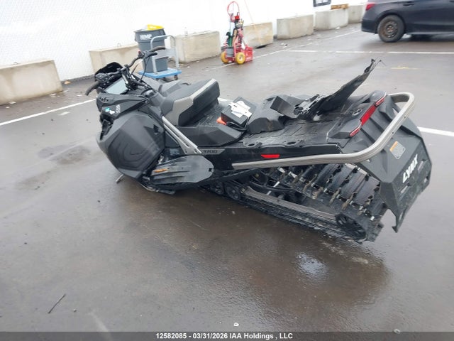 YH2LSMTF5TR000153 Lynx Snowmobile
