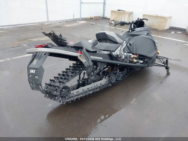 YH2LSMTF5TR000153 Lynx Snowmobile
