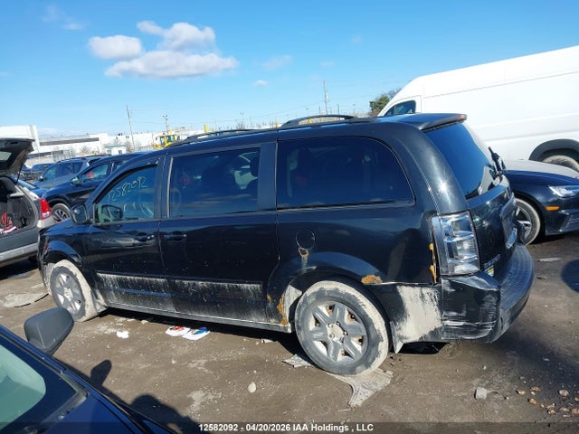Продажа на аукционе авто 2010 Dodge Grand Caravan, vin: 2D4RN4DE7AR354288, номер лота: 12582092